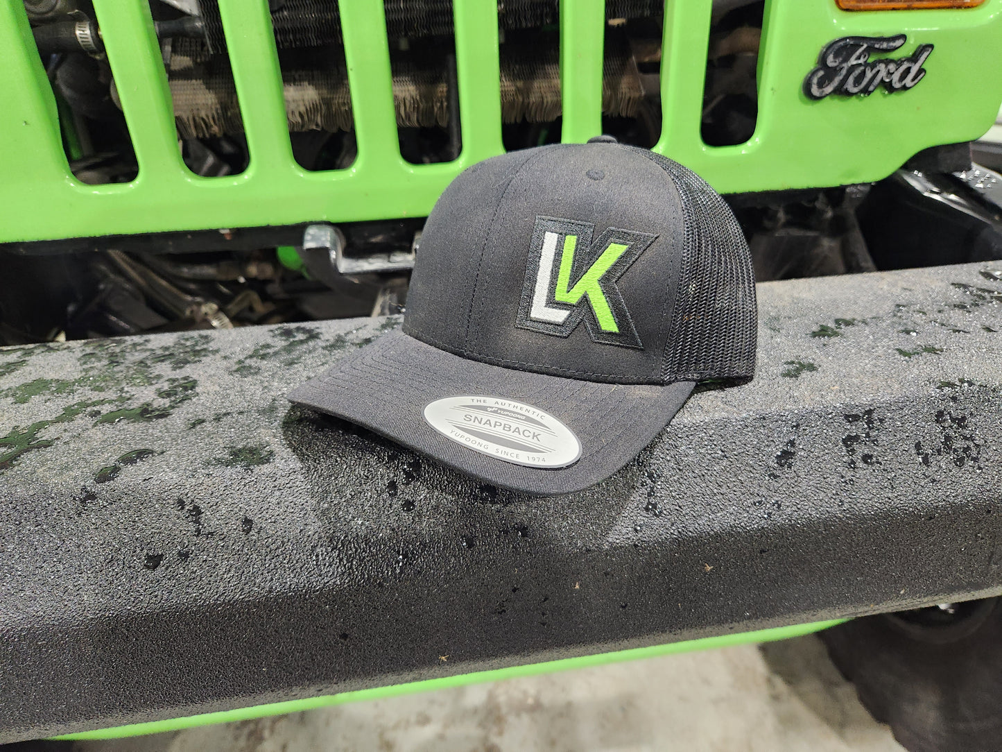 Curved bill stitched logo